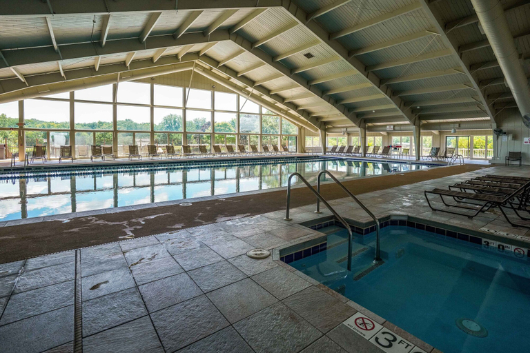 Sport & Beauty 5, Our Little Lake Place, Walworth