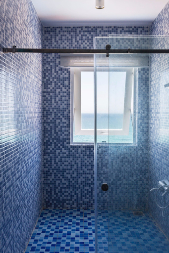 Bathroom 4, Blue Anchor Lodge & Cafe-Binh Ba Island, Cam Ranh