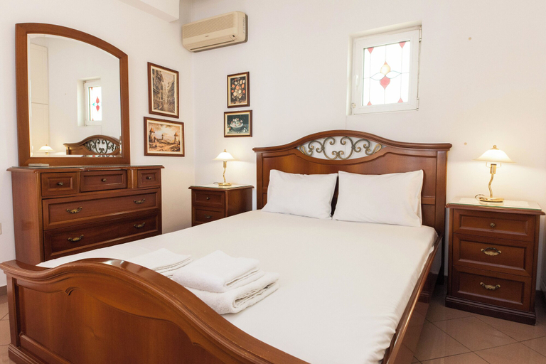 Bedroom 3, Koridalos Terrace Apt w Spectacular View, Attica