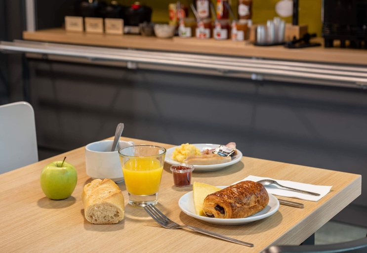 Food & Drinks 5, B&B HOTEL Béziers, Hérault