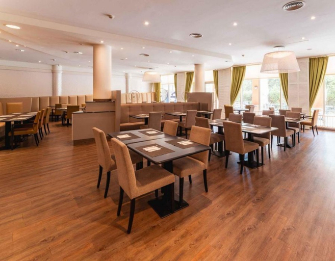 Food & Drinks 4, PLAZA Premium Wien, Wien