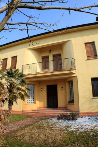 Others 5, B&B Nascondino, Mantua
