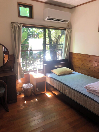 Bedroom 2, Minsyuku yuinoie, Tatsugō