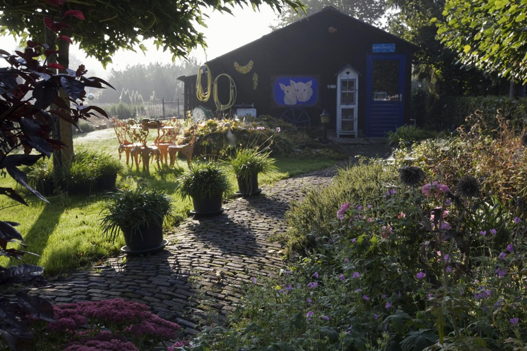 Others 3, Bloemenboerderij Aperloo, Elburg