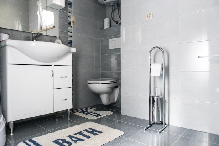 Bathroom 3, Villa Dusanka, Omiš