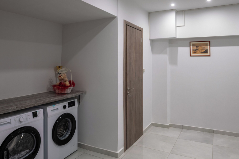 Others 5, New Pagrati Studio Modern & Cozy, Attica