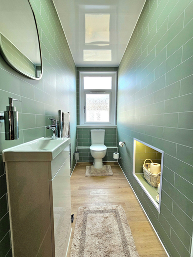 Bathroom 4, Modern Gem with free parking, Glasgow