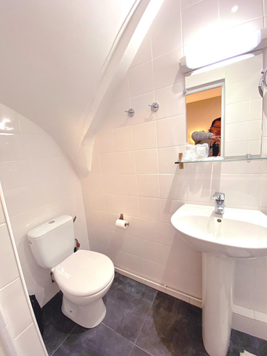Bathroom 3, Hotel Aviatic, Paris
