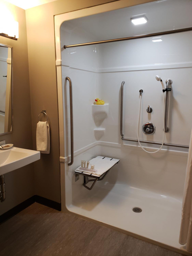 Bathroom 3, The Souris Hotel, Division No. 7