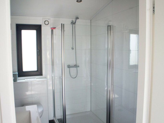 Others 2, Modern Chalet Near De Veluwe National Park, Ede