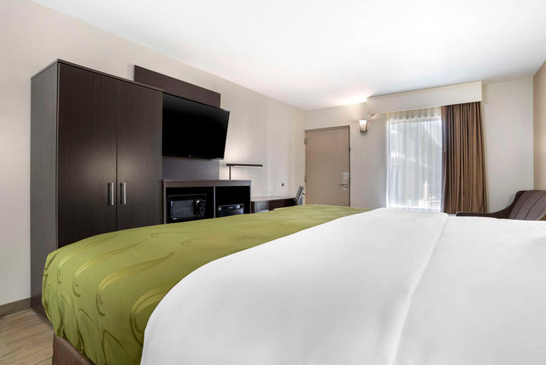 Bedroom 10