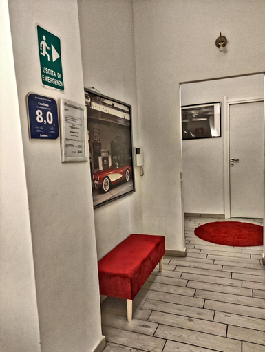 Public Area 3, 285 Vatican Lodge, Rome