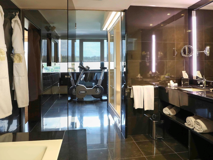 Bathroom 4, Movenpick hotel Sarajevo, Sarajevo