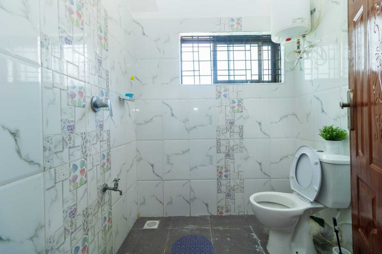 Bathroom 3, Lux Suites Nyali Holiday Villa, Nyali