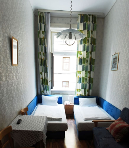 Bedroom 3, Hotel Pension Arpi, Wien