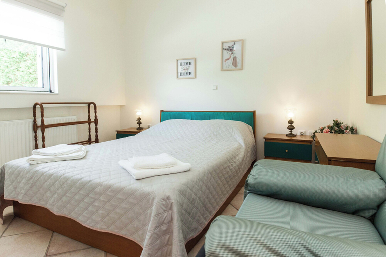 Bedroom 2, Deluxe 3 Bd House near Lagonisi w Garden, Attica