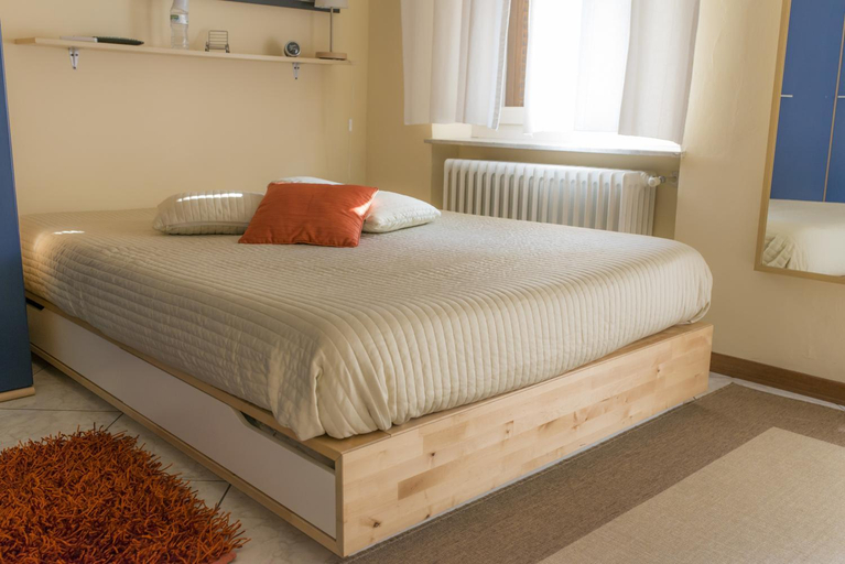 Others 5, B&B - Il Portichetto, Asti