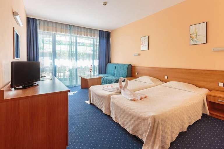 Bedroom 3, Aquamarine Hotel, Nesebar