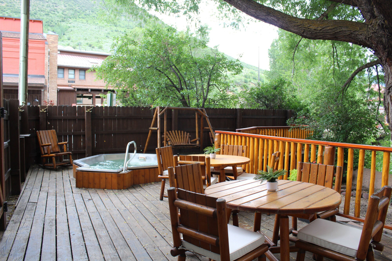 Others 5, Eagle River Inn, Eagle