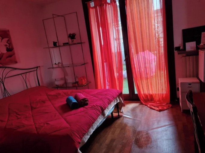 Bedroom 1, VILLA GIOVANNA, Bergamo