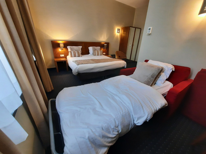 Bedroom 3, Hotel de Flandre, Oost-Vlaanderen