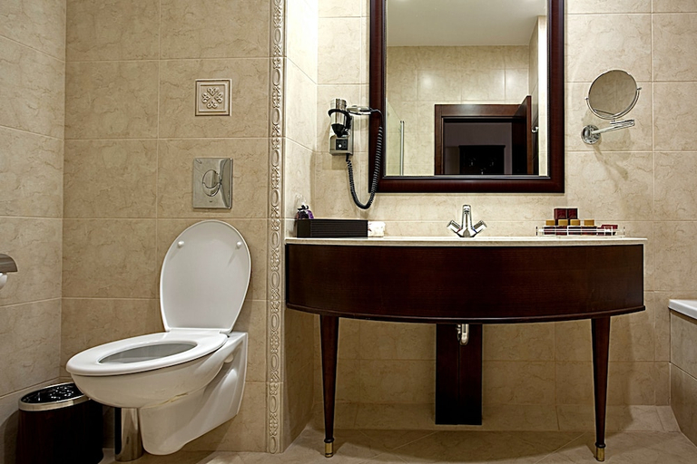 Bathroom 5, Grand Hotel & Spa Primoretz, Burgas