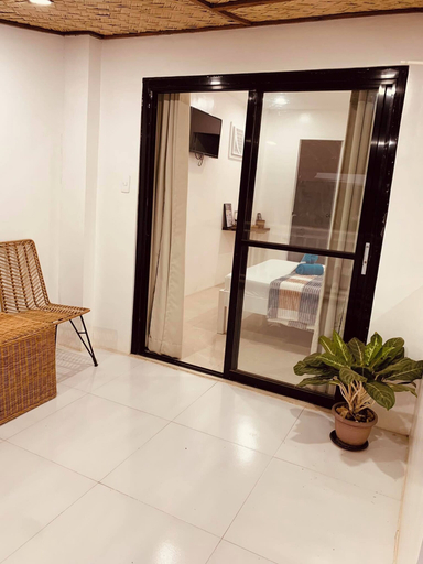Others 5, La Sirenne inn, El Nido