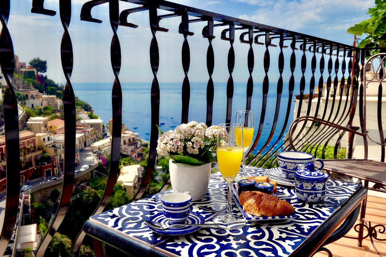 Others 5, Gema Suites, Salerno