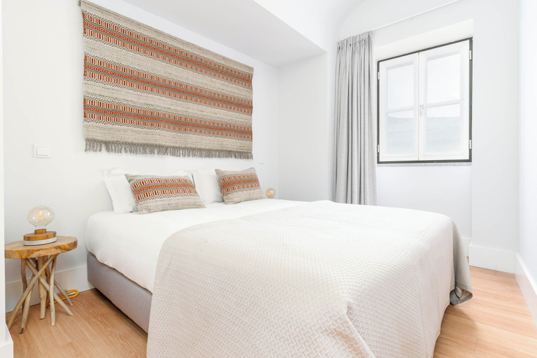 Bedroom 3, Limehome Evora Rua de Machede 52, Évora