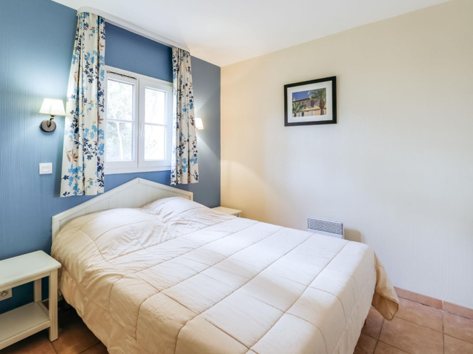 Bedroom 3, Apartment Les Rivages de Coudouliere-9 by Interhome, Var