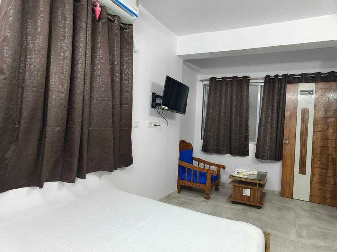 Bedroom 2, Hotel Parcham, Jamnagar
