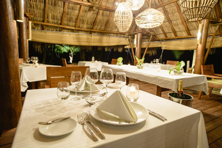 Food & Drinks 2, Calala Island, Laguna de Perlas