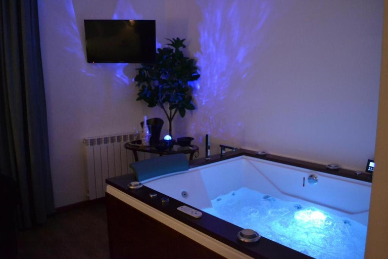 Others 5, Bed & breakfast Frida, Catania