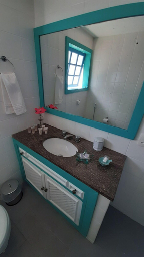 Bathroom 4, Vila Bela-Emília, Armação dos Búzios