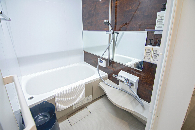 Bathroom 3, Casas-K Nishikujyo, Osaka