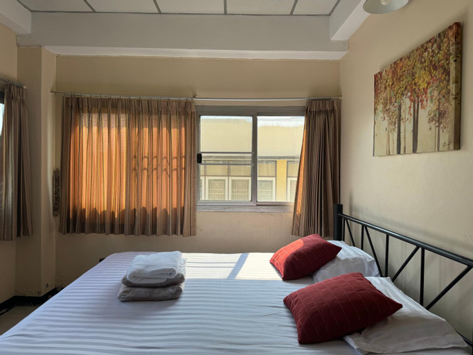 Bedroom 14