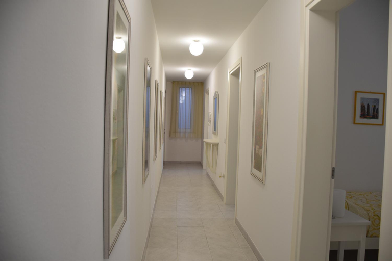 Others 5, casa Pepi, Olbia-Tempio