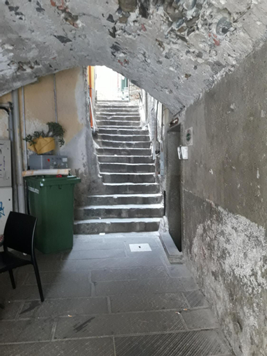 Ca Della Valletta, La Spezia