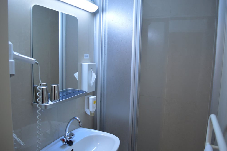 Bathroom, Hotel Donaustadt Kagran, Wien