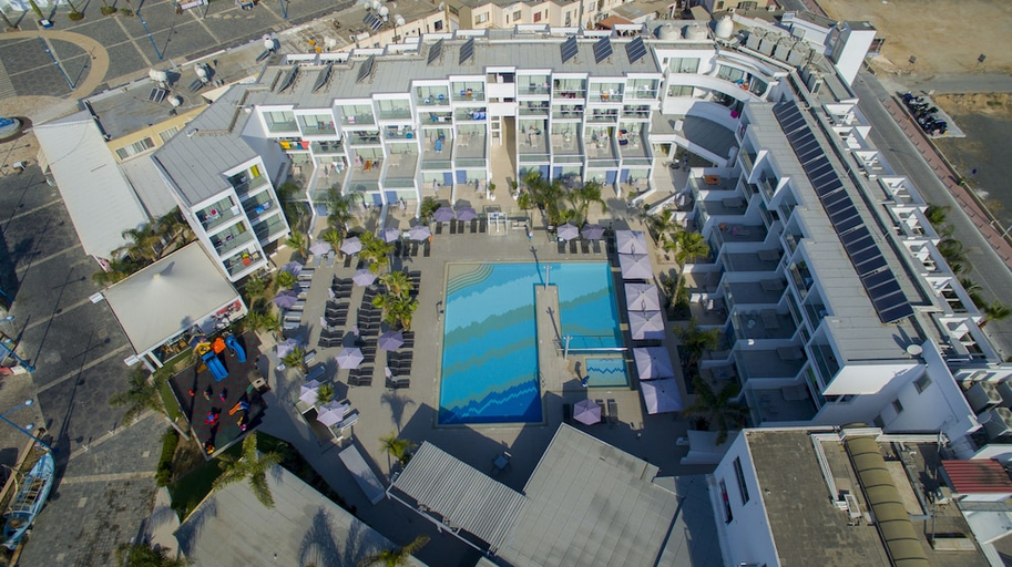 Exterior & Views, Limanaki Beach Hotel & Suites