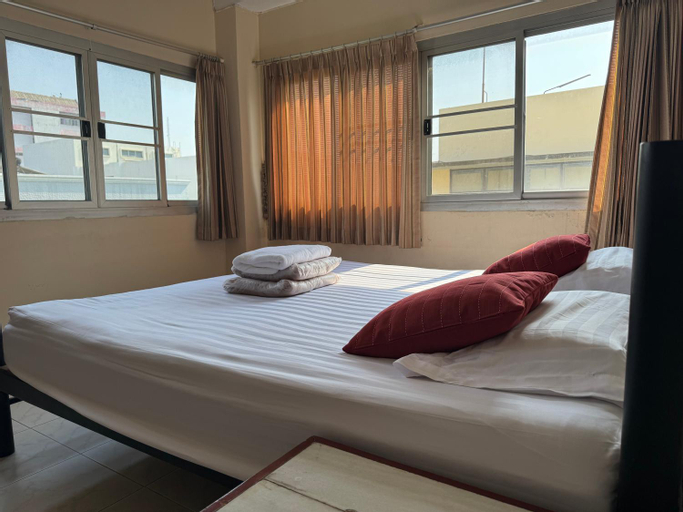 Bedroom 13