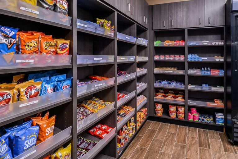 Food & Drinks 4, Studio 6  Lenexa, KS - Overland Park, Kansas City