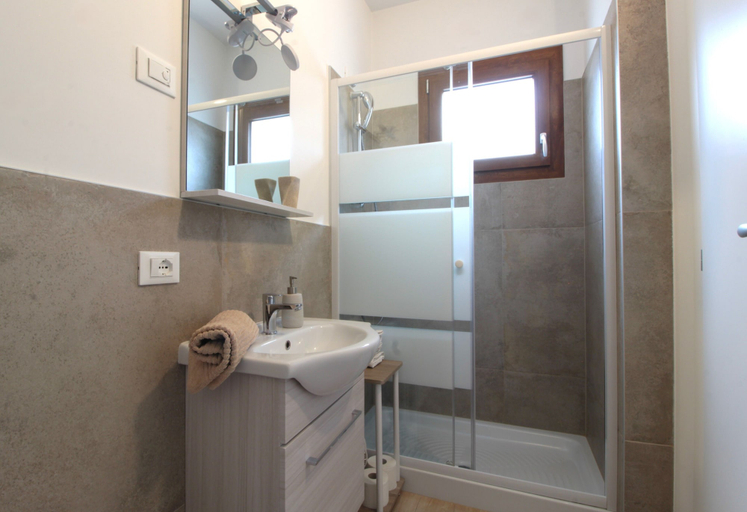 Bathroom, Landlord La Pieve Apartment, Treviso