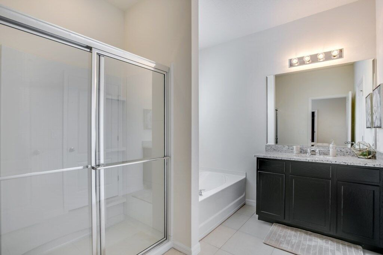 Bathroom 3, 6070BOA Luxury 6 Bedroom 5.Bath Home With Spa 6 Villa by RedAwning, Polk