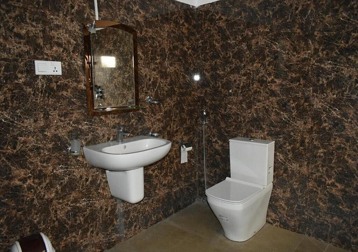 Bathroom 3, Capital Resort Inn, Moneragala