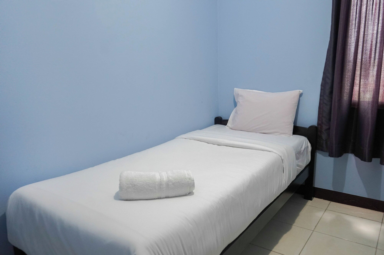 Bedroom 12