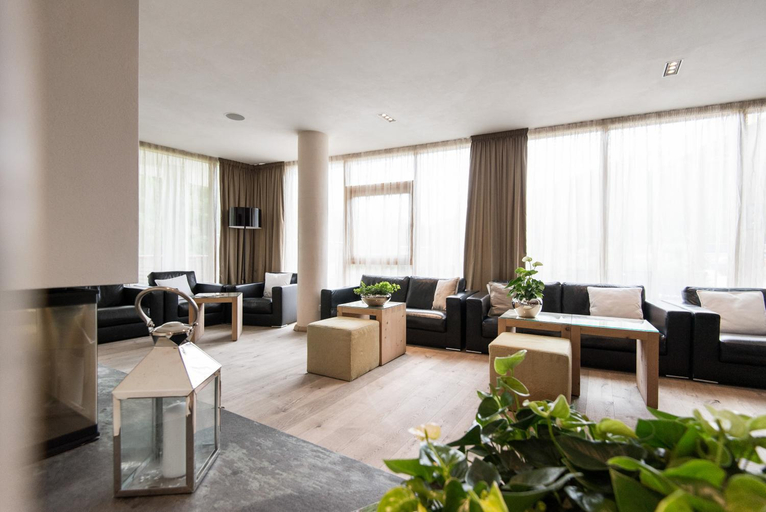 Public Area 4, Alpine Hotel Ciasa Lara, Bolzano