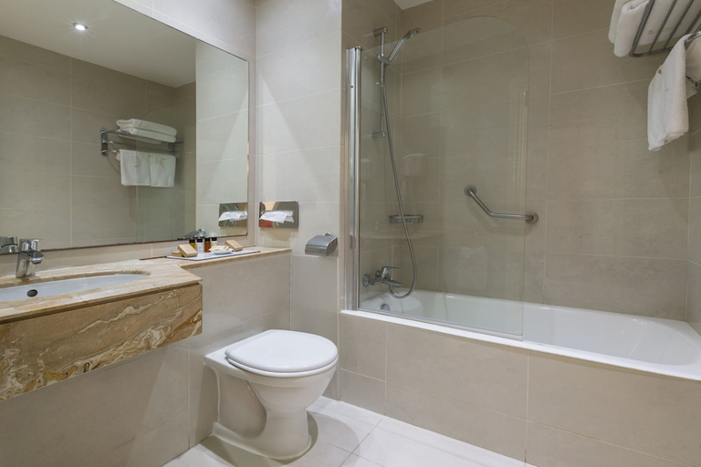 Bathroom 4, Golden Bay Beach Hotel, Larnaca