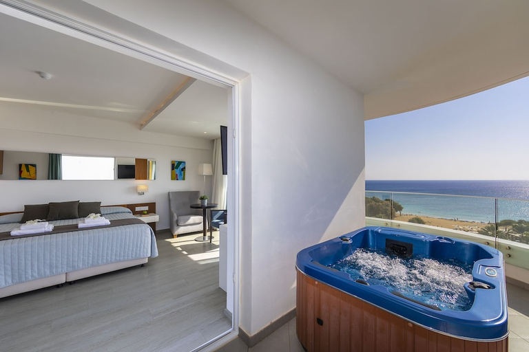 Bedroom 3, Melissi Beach Hotel