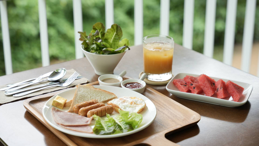 Food & Drinks 5, Baan Rai Santisuk, Phetchabun, Lom Sak